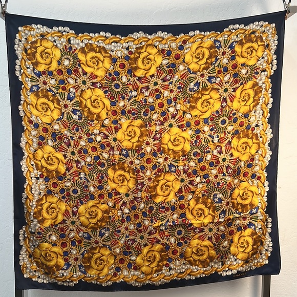 Vintage Chanel 100% Silk Gold Camellias Jewels & Pearls 34” x 34” Scarf
